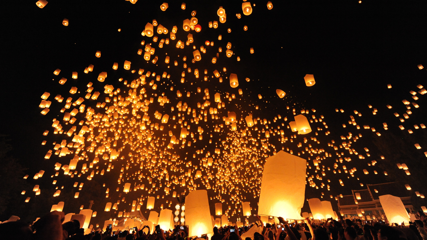 Massive synchronized lantern release in Chiang Mai